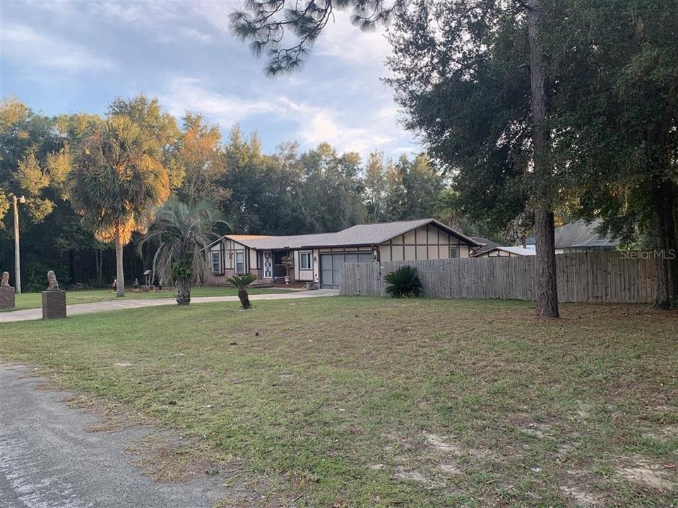 Active With Contract: $244,900 (3 beds, 2 baths, 1296 Square Feet)