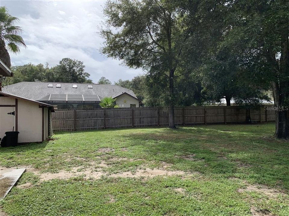 Active With Contract: $244,900 (3 beds, 2 baths, 1296 Square Feet)