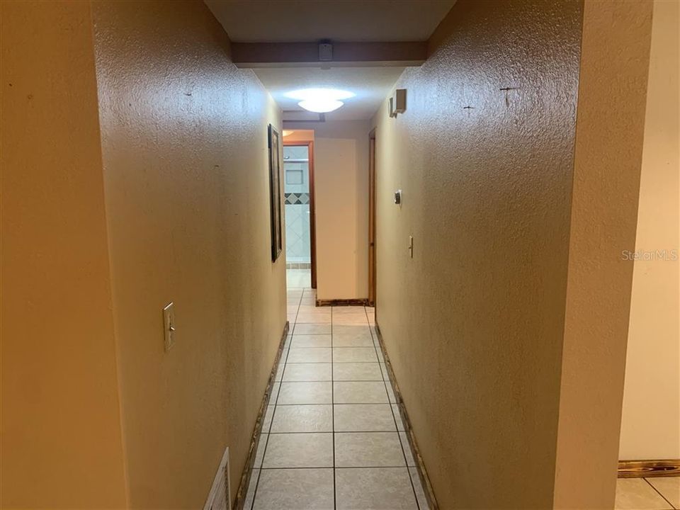 Active With Contract: $244,900 (3 beds, 2 baths, 1296 Square Feet)