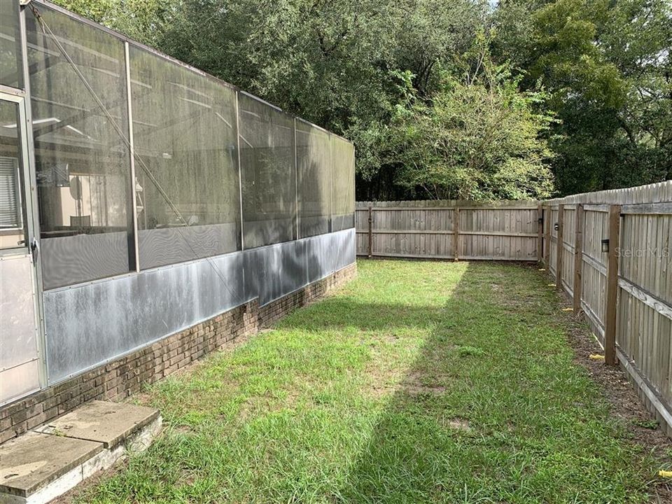 Active With Contract: $244,900 (3 beds, 2 baths, 1296 Square Feet)