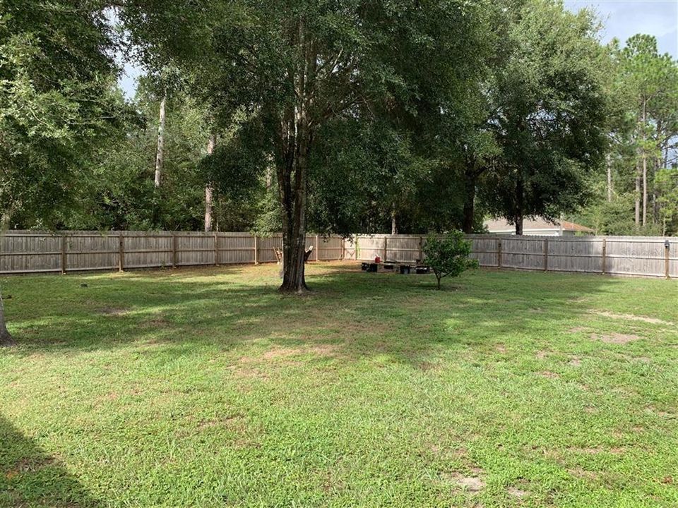 Active With Contract: $244,900 (3 beds, 2 baths, 1296 Square Feet)