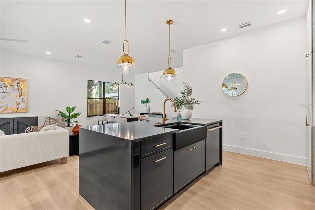 For Sale: $1,395,000 (4 beds, 3 baths, 3034 Square Feet)