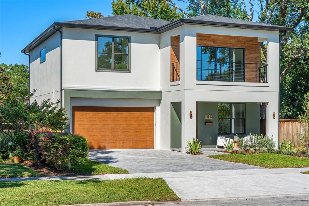 For Sale: $1,395,000 (4 beds, 3 baths, 3034 Square Feet)