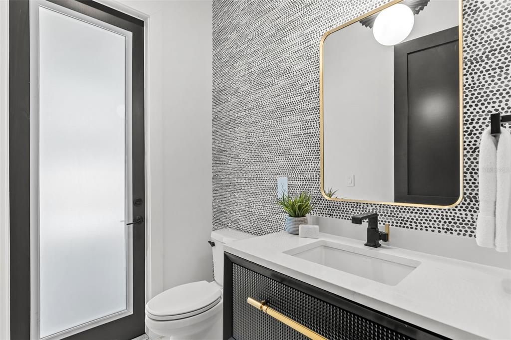 For Sale: $1,395,000 (4 beds, 3 baths, 3034 Square Feet)