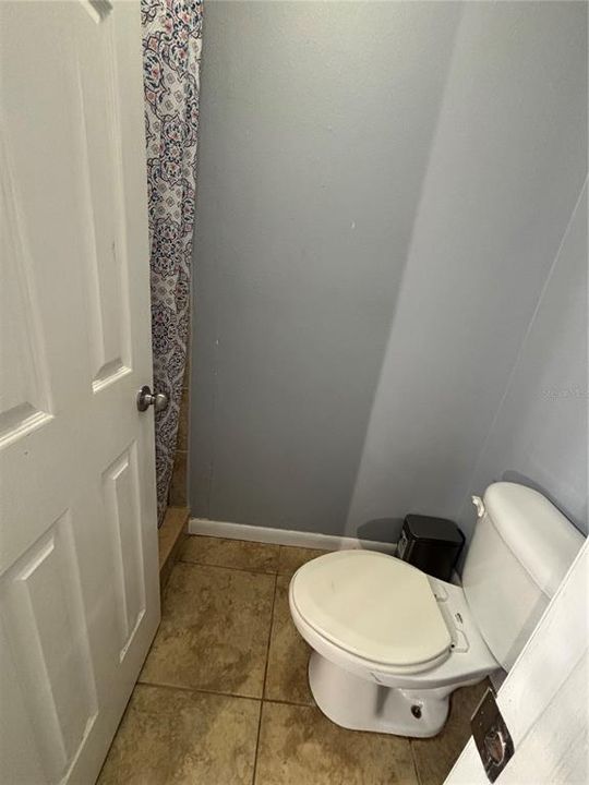 For Sale: $375,000 (3 beds, 3 baths, 1542 Square Feet)