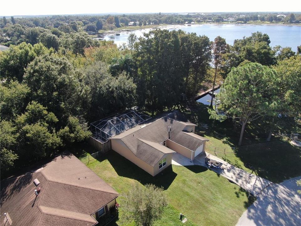 For Sale: $375,000 (3 beds, 3 baths, 1542 Square Feet)