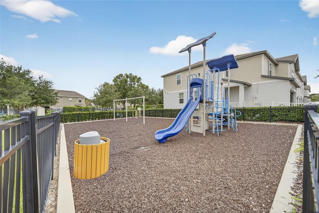 For Sale: $357,495 (3 beds, 2 baths, 1481 Square Feet)