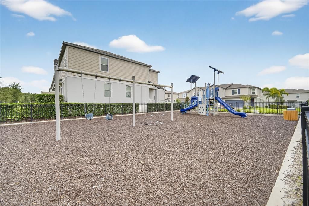 For Sale: $357,495 (3 beds, 2 baths, 1481 Square Feet)