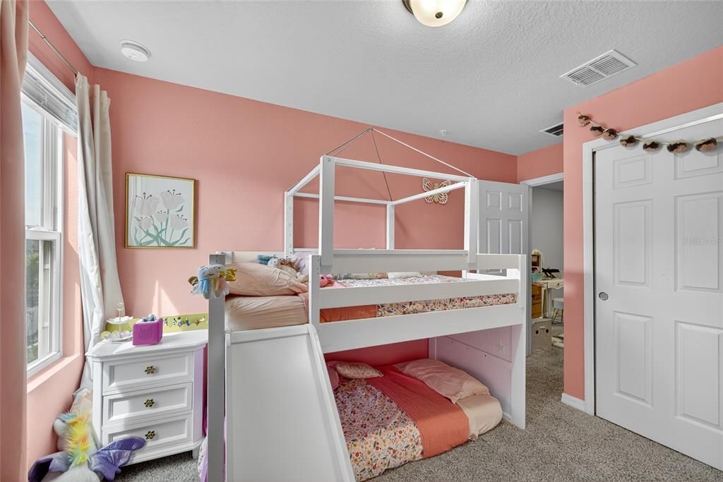 For Sale: $357,495 (3 beds, 2 baths, 1481 Square Feet)