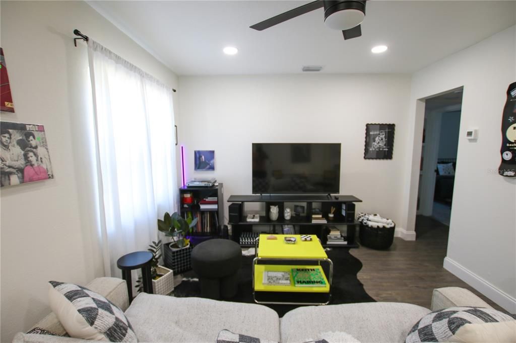 En Venta: $324,000 (3 camas, 1 baños, 1009 Pies cuadrados)