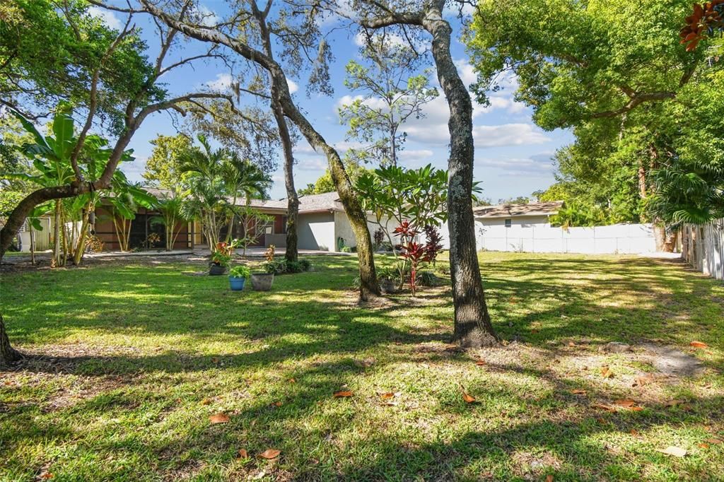 En Venta: $634,000 (4 camas, 2 baños, 1985 Pies cuadrados)