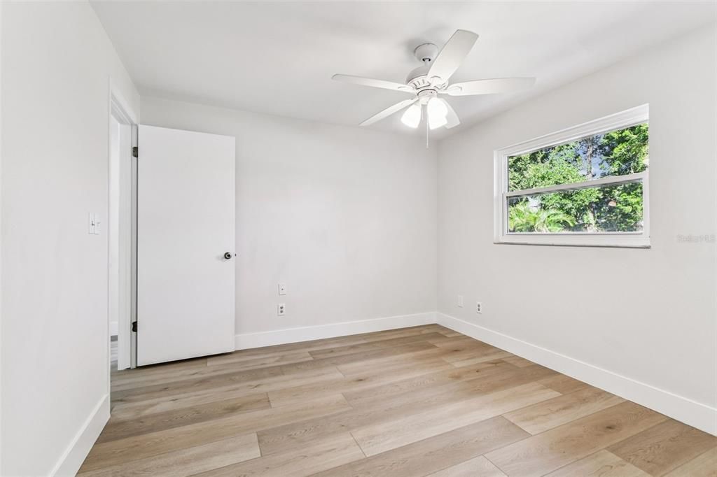 En Venta: $634,000 (4 camas, 2 baños, 1985 Pies cuadrados)