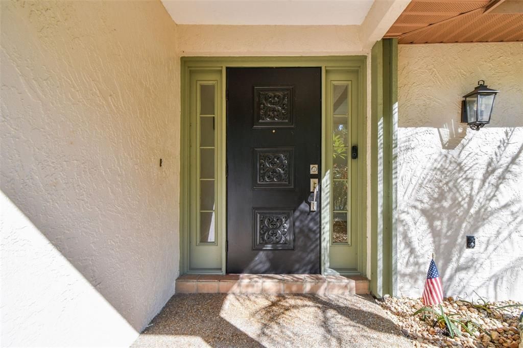 En Venta: $634,000 (4 camas, 2 baños, 1985 Pies cuadrados)