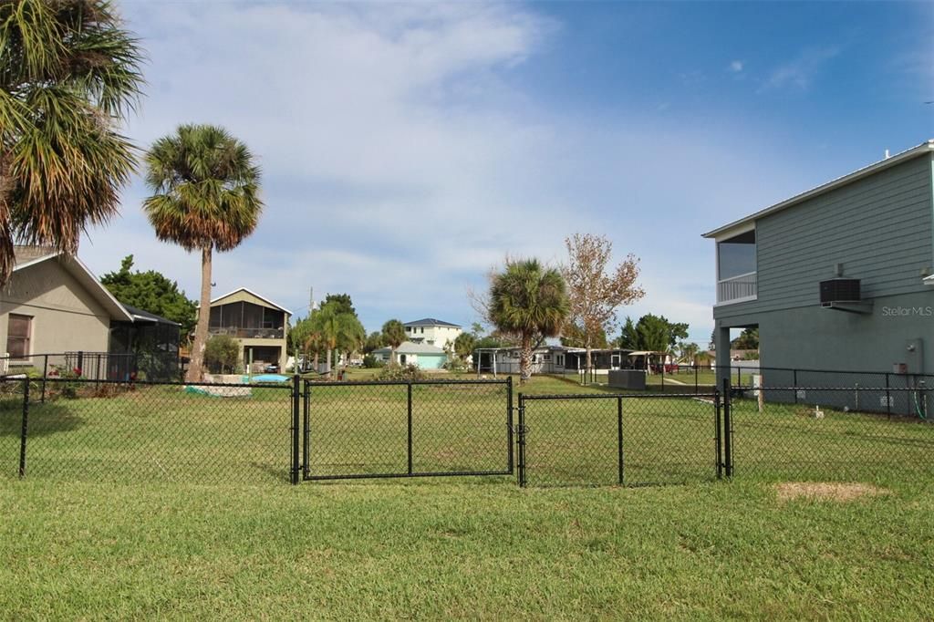 For Sale: $220,000 (0.13 acres)