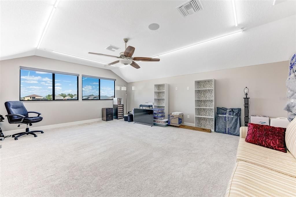 For Sale: $599,000 (4 beds, 5 baths, 3282 Square Feet)