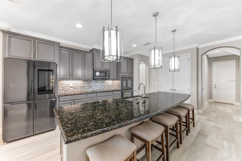 For Sale: $599,000 (4 beds, 5 baths, 3282 Square Feet)