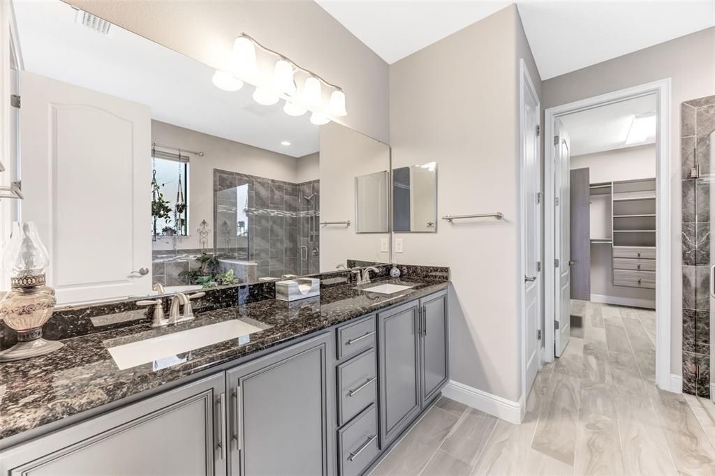 For Sale: $599,000 (4 beds, 5 baths, 3282 Square Feet)