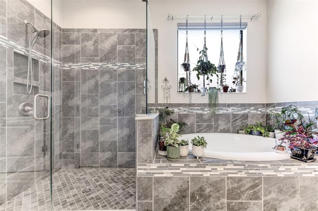 For Sale: $599,000 (4 beds, 5 baths, 3282 Square Feet)