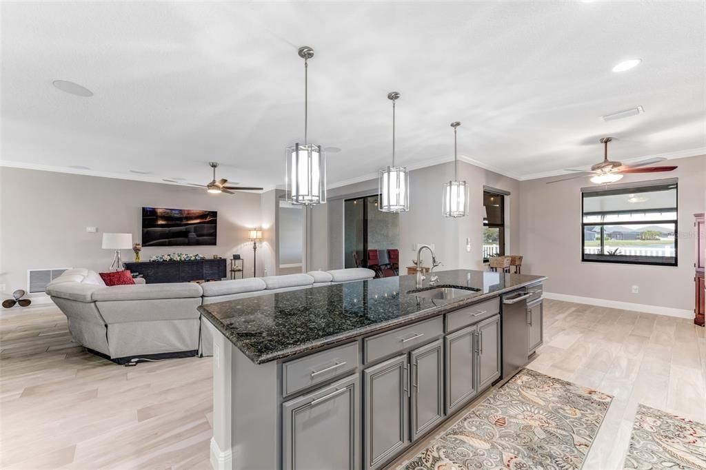 For Sale: $599,000 (4 beds, 5 baths, 3282 Square Feet)