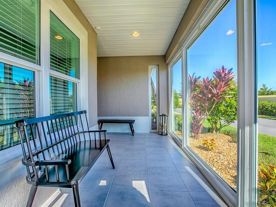 For Sale: $459,900 (3 beds, 2 baths, 1525 Square Feet)