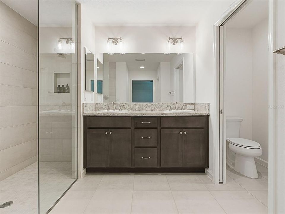 For Sale: $459,900 (3 beds, 2 baths, 1525 Square Feet)