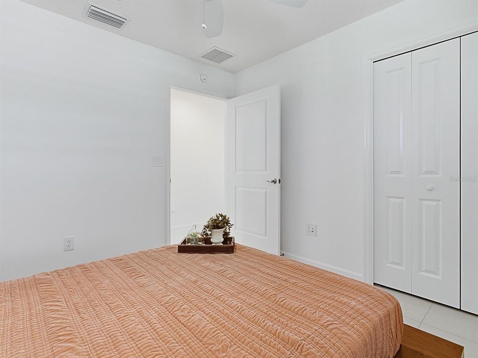 For Sale: $459,900 (3 beds, 2 baths, 1525 Square Feet)