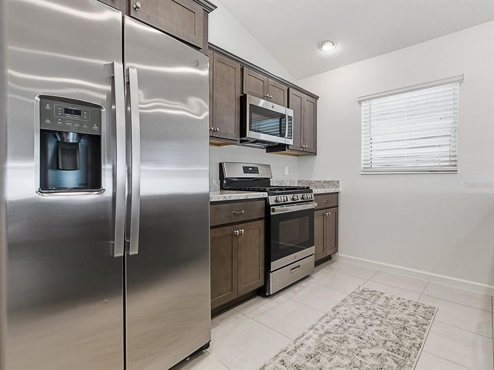 For Sale: $459,900 (3 beds, 2 baths, 1525 Square Feet)