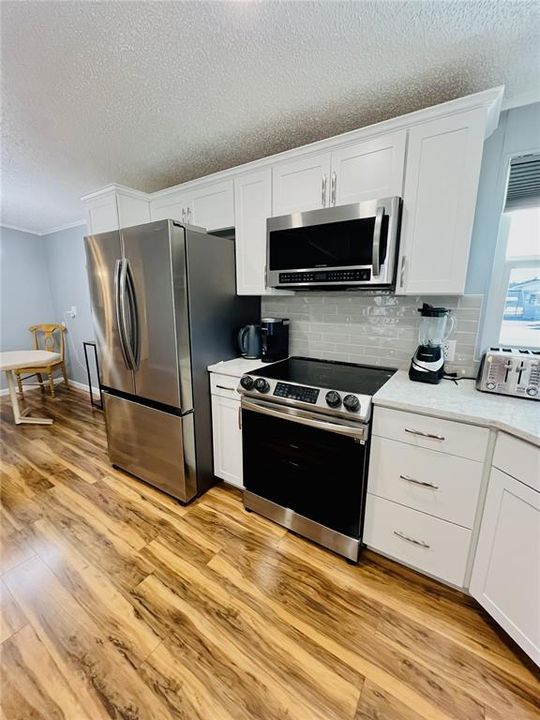 En Venta: $325,000 (2 camas, 2 baños, 1092 Pies cuadrados)