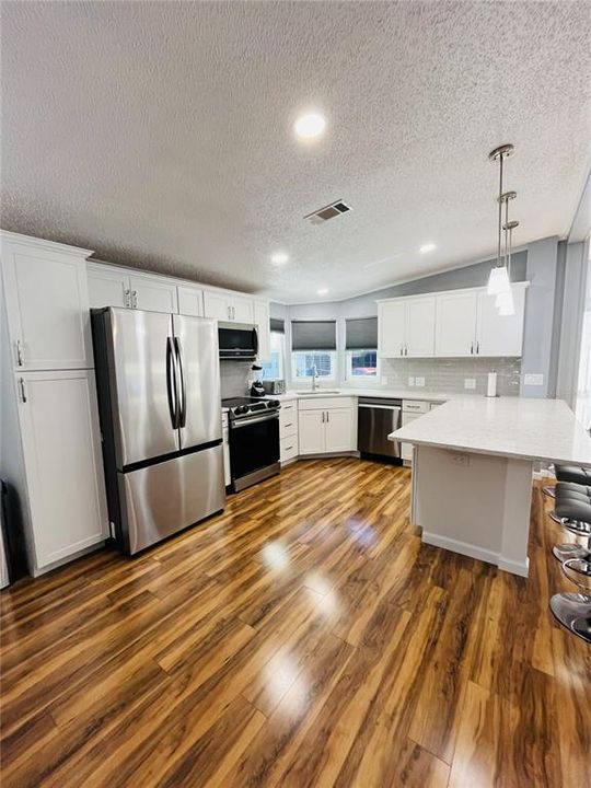 En Venta: $325,000 (2 camas, 2 baños, 1092 Pies cuadrados)