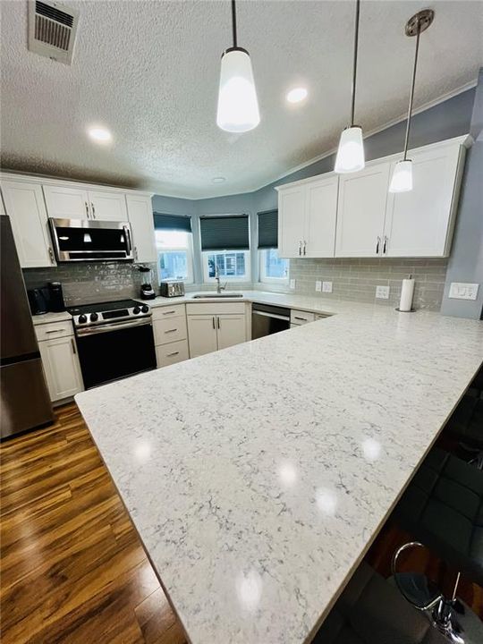 En Venta: $325,000 (2 camas, 2 baños, 1092 Pies cuadrados)