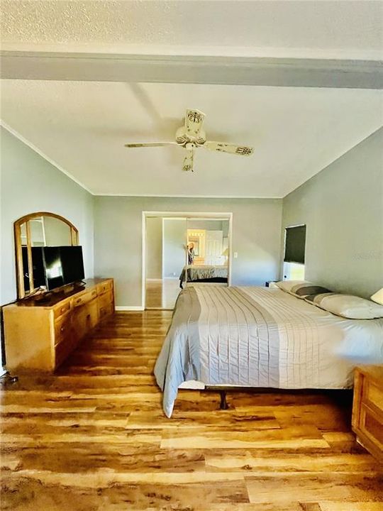 En Venta: $325,000 (2 camas, 2 baños, 1092 Pies cuadrados)