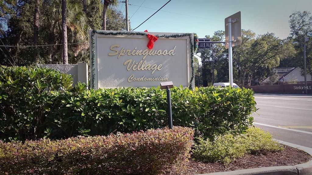 For Sale: $100,000 (1 beds, 1 baths, 768 Square Feet)