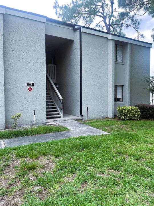 For Sale: $100,000 (1 beds, 1 baths, 768 Square Feet)