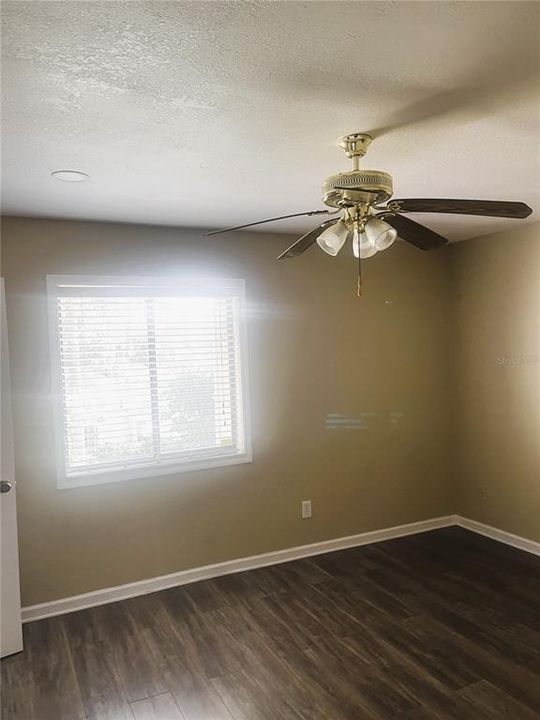 For Sale: $100,000 (1 beds, 1 baths, 768 Square Feet)