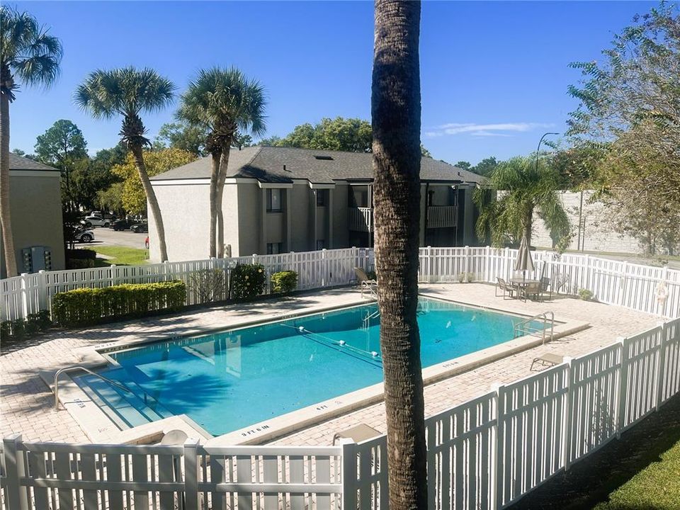 For Sale: $100,000 (1 beds, 1 baths, 768 Square Feet)