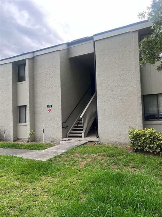 For Sale: $100,000 (1 beds, 1 baths, 768 Square Feet)