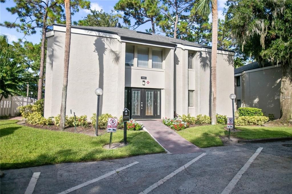 For Sale: $100,000 (1 beds, 1 baths, 768 Square Feet)