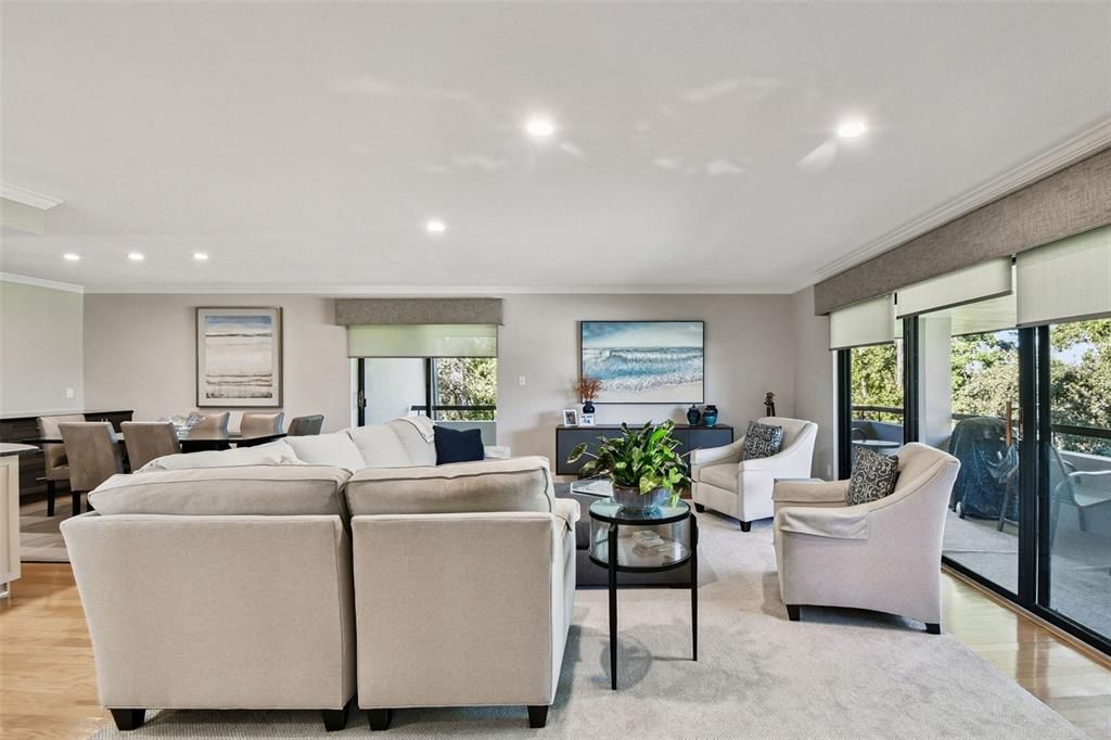 For Sale: $729,900 (2 beds, 2 baths, 1715 Square Feet)