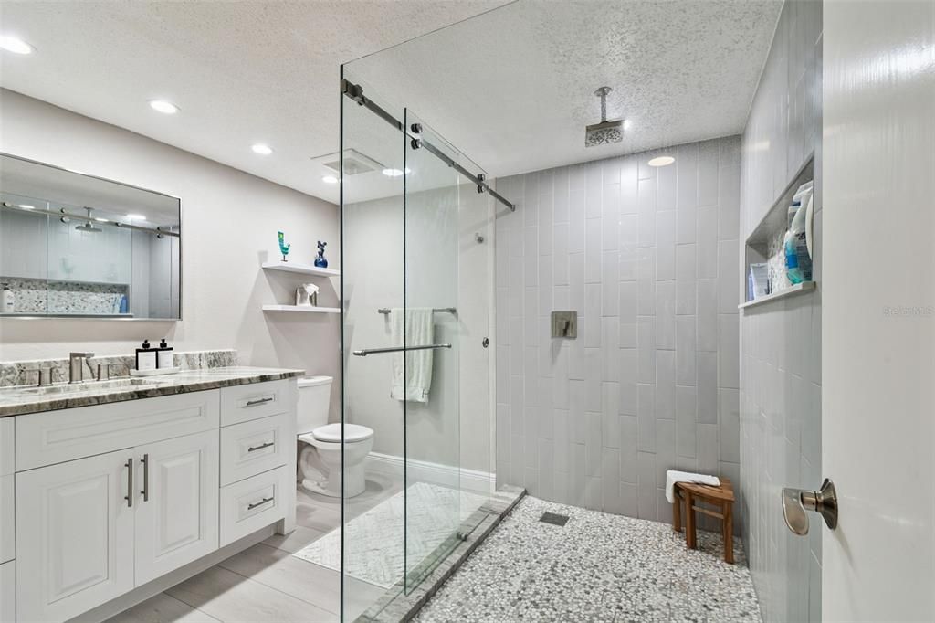 For Sale: $729,900 (2 beds, 2 baths, 1715 Square Feet)