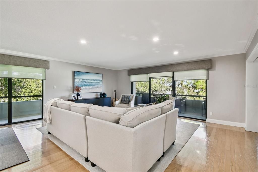 For Sale: $729,900 (2 beds, 2 baths, 1715 Square Feet)