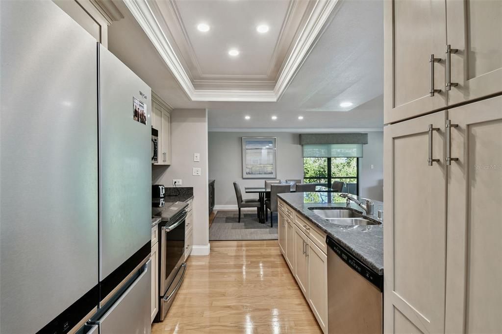 For Sale: $729,900 (2 beds, 2 baths, 1715 Square Feet)