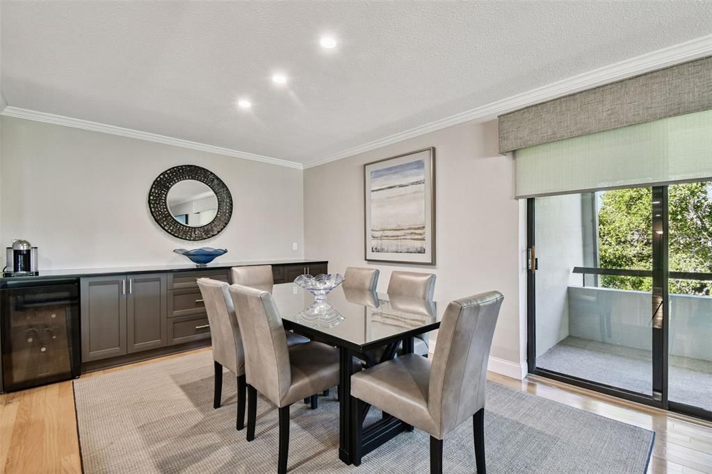 For Sale: $729,900 (2 beds, 2 baths, 1715 Square Feet)