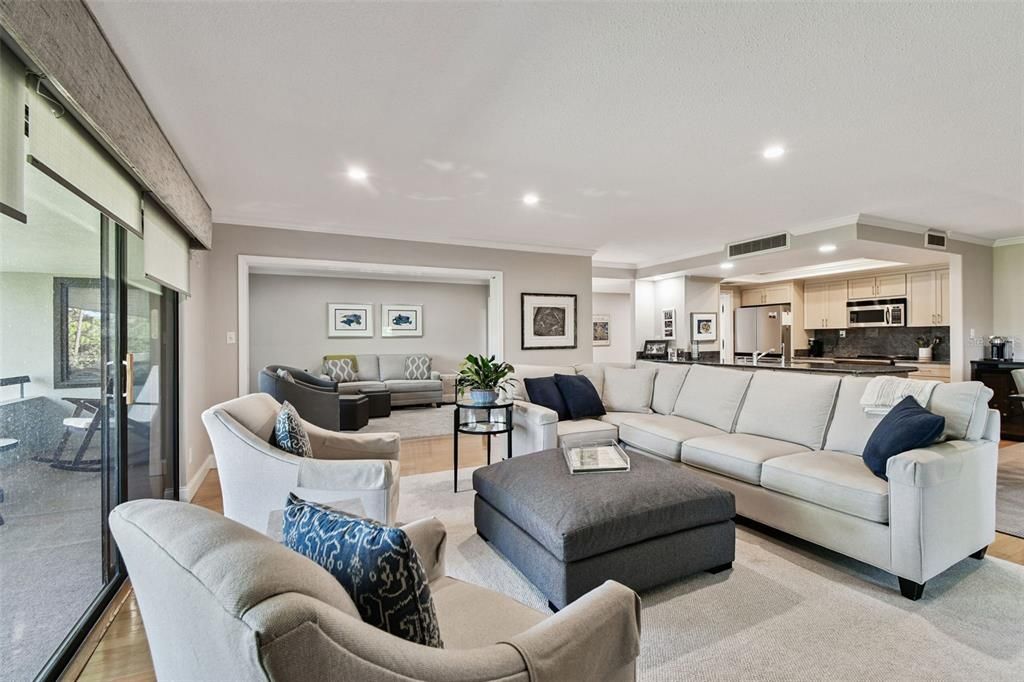 For Sale: $729,900 (2 beds, 2 baths, 1715 Square Feet)