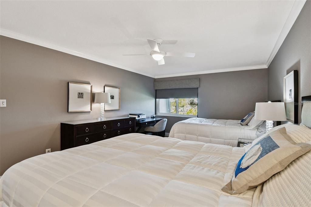 For Sale: $729,900 (2 beds, 2 baths, 1715 Square Feet)