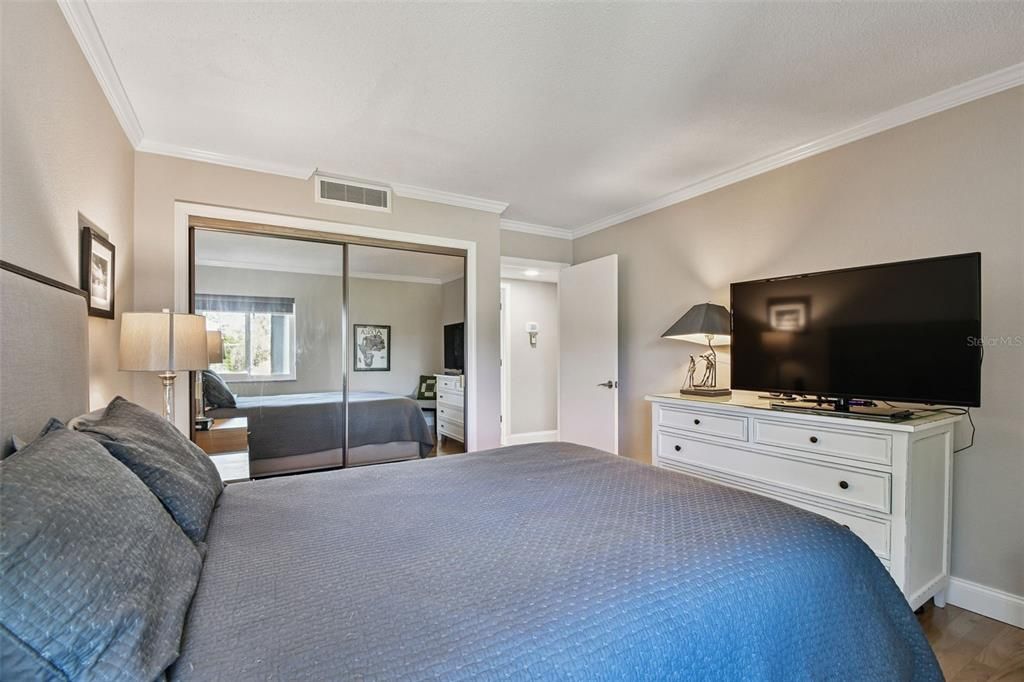 For Sale: $729,900 (2 beds, 2 baths, 1715 Square Feet)