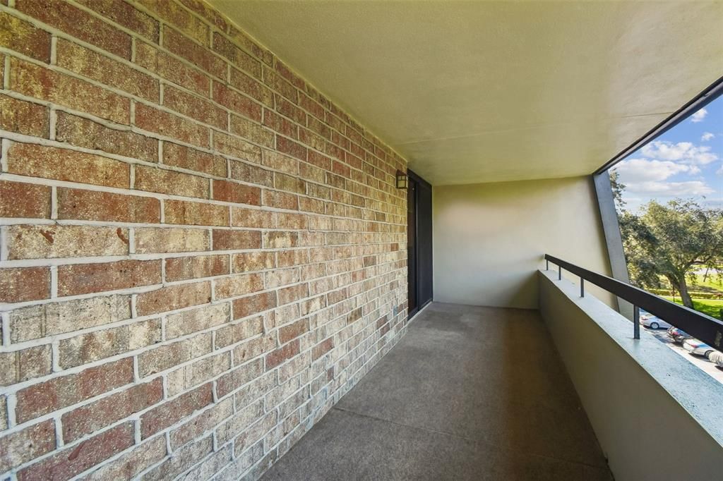 For Sale: $729,900 (2 beds, 2 baths, 1715 Square Feet)