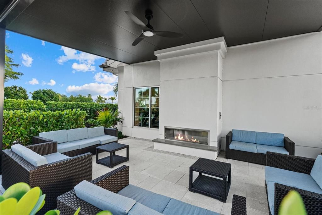 For Sale: $353,500 (3 beds, 2 baths, 1758 Square Feet)