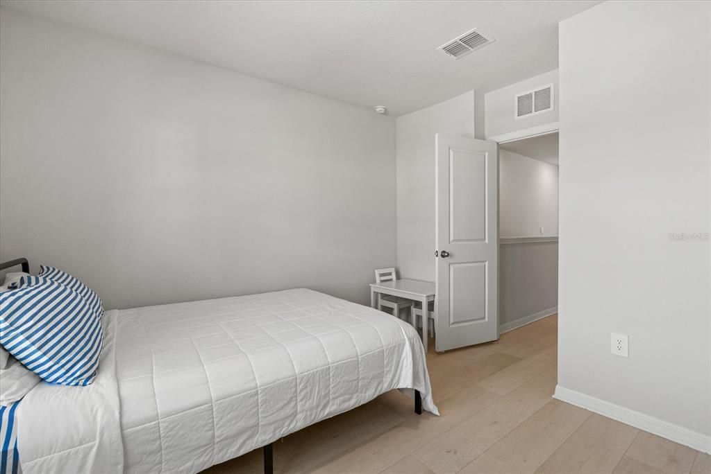 For Sale: $353,500 (3 beds, 2 baths, 1758 Square Feet)