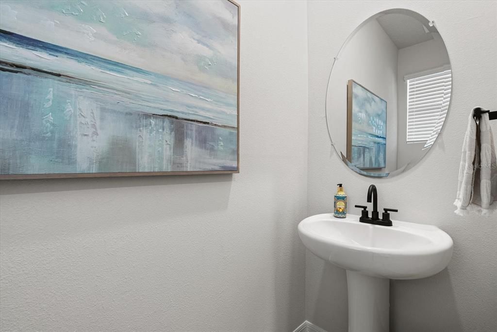 For Sale: $353,500 (3 beds, 2 baths, 1758 Square Feet)