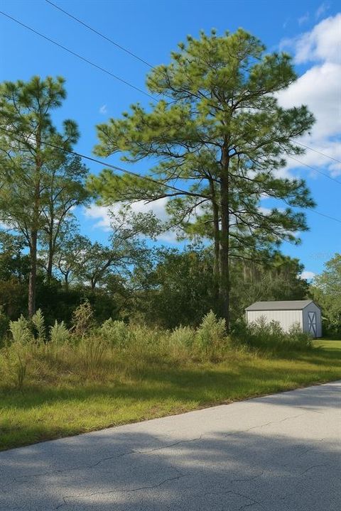 待售: $30,000 (0.23 acres)